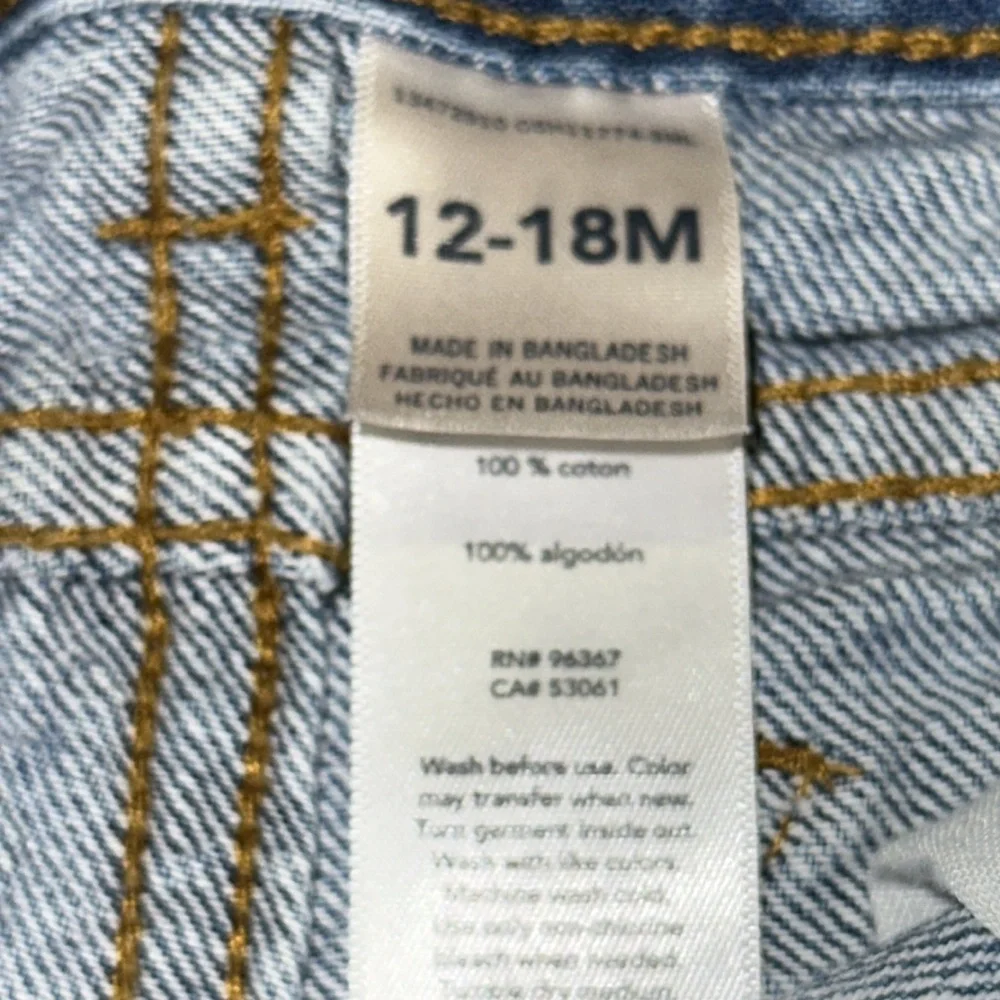 Oshkosh B’Gosh Genuine Article Five Pocket Distressed Mid-wash Boys Shorts 12-18